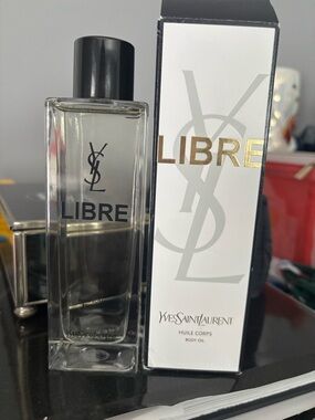 YSL Yves Saint Laurent Libre Body Oil 150ml/5oz Huile Corps Body Oil